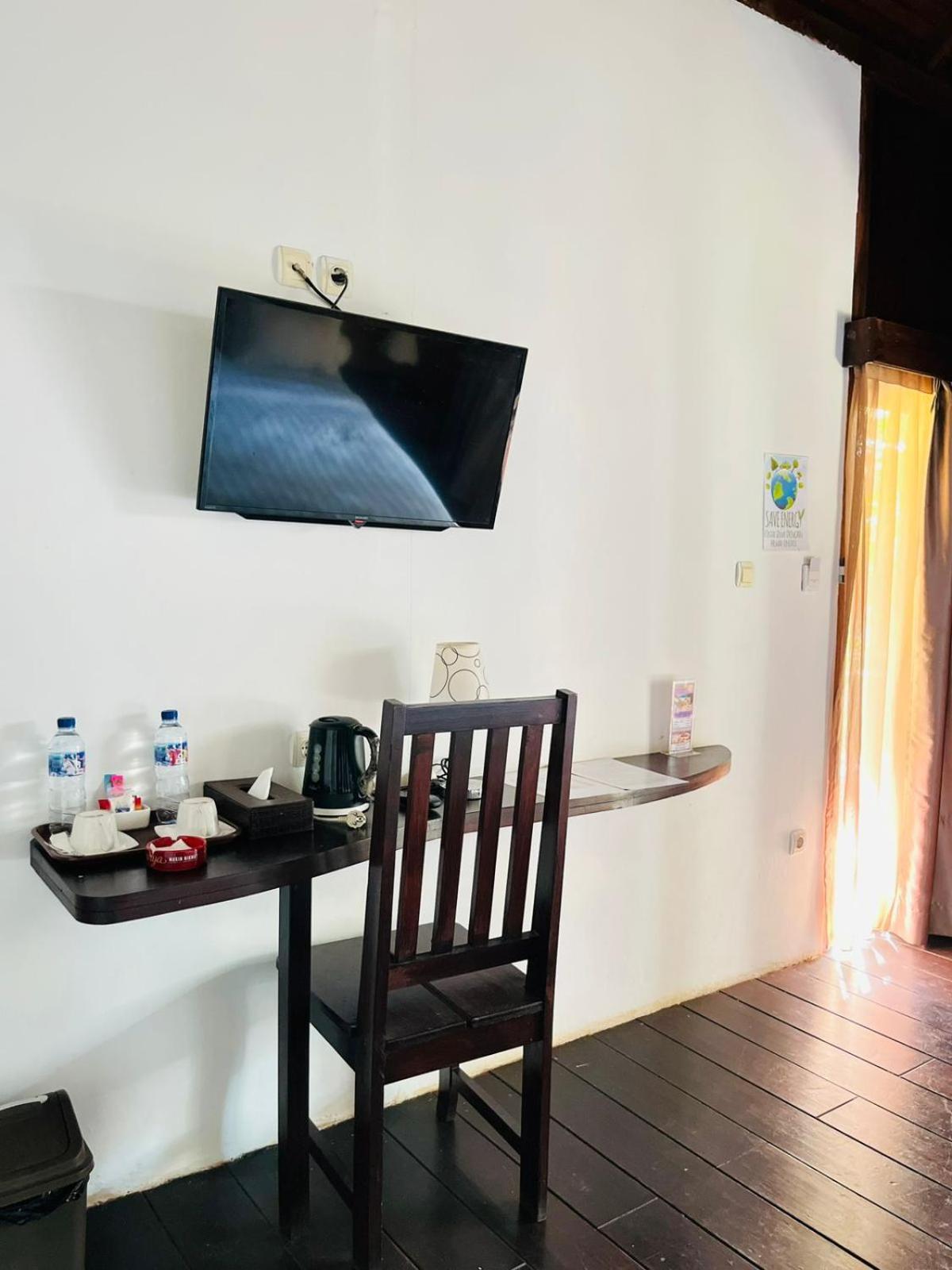Kasuari Valley Beach Resort Sorong Bagian luar foto